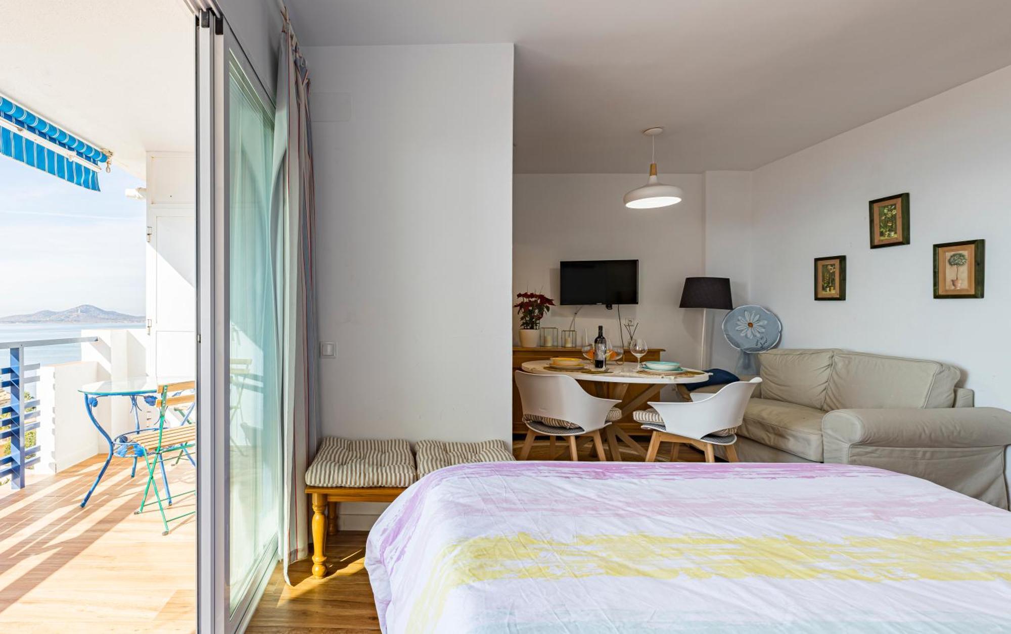 The Manga Sea View Crystal Clear Water & Sandy Beach, Fibre Wifi & Airco *